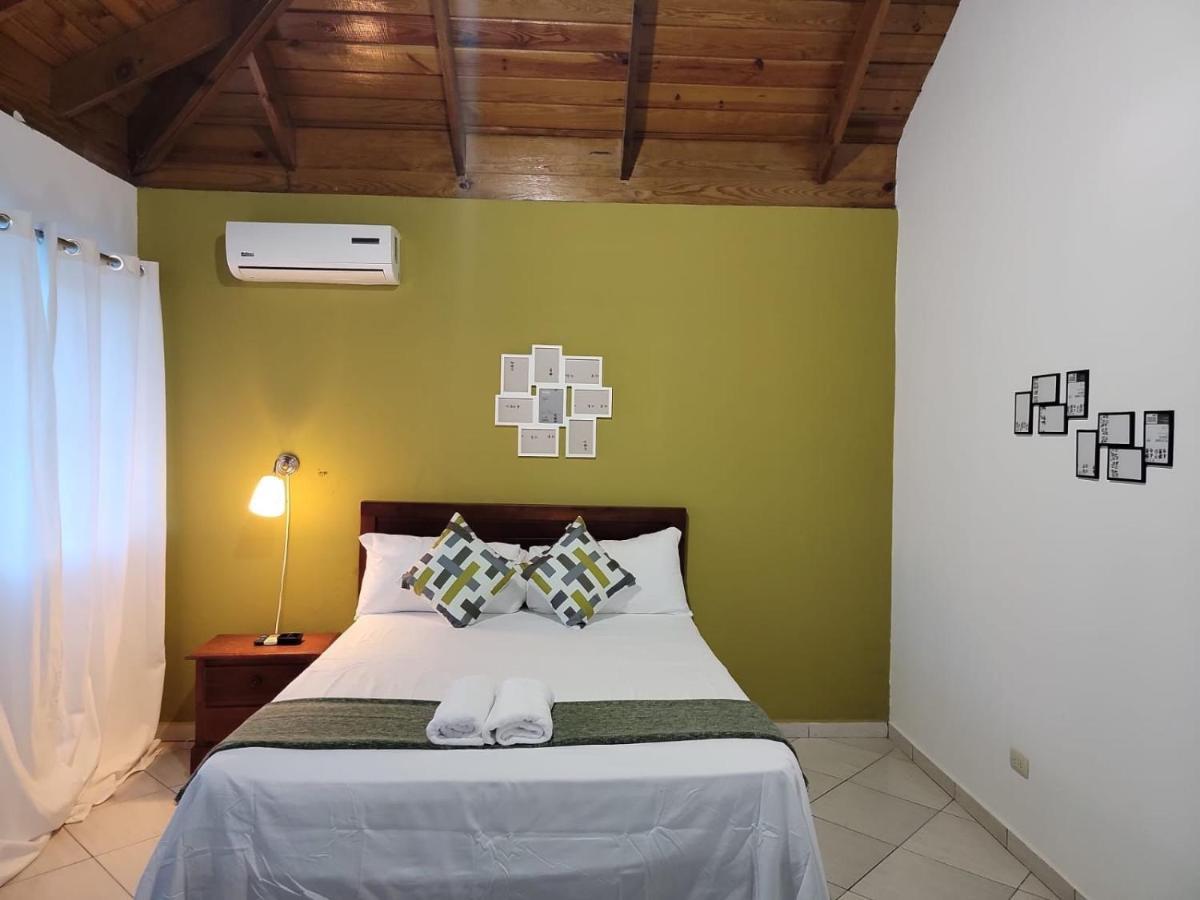 Hotel Sea Breeze Sosúa Екстериор снимка