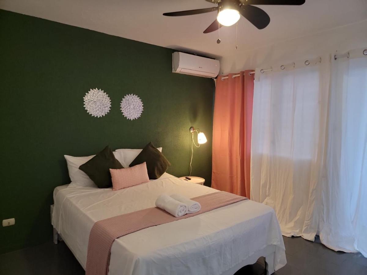 Hotel Sea Breeze Sosúa Екстериор снимка