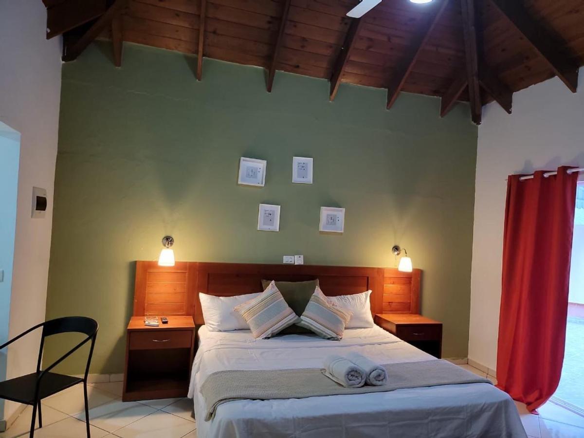Hotel Sea Breeze Sosúa Екстериор снимка