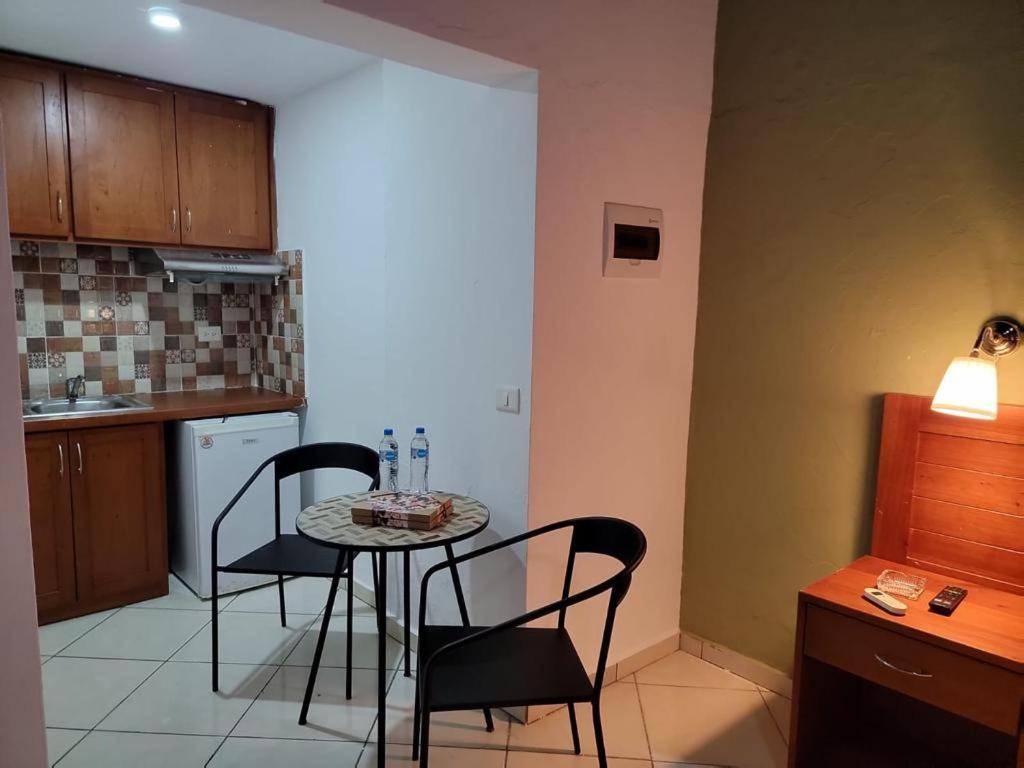 Hotel Sea Breeze Sosúa Екстериор снимка